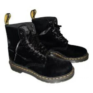 Vintage 90’s 1460 Dr.Martens Velvet‎ Corduroy Boots Size 7